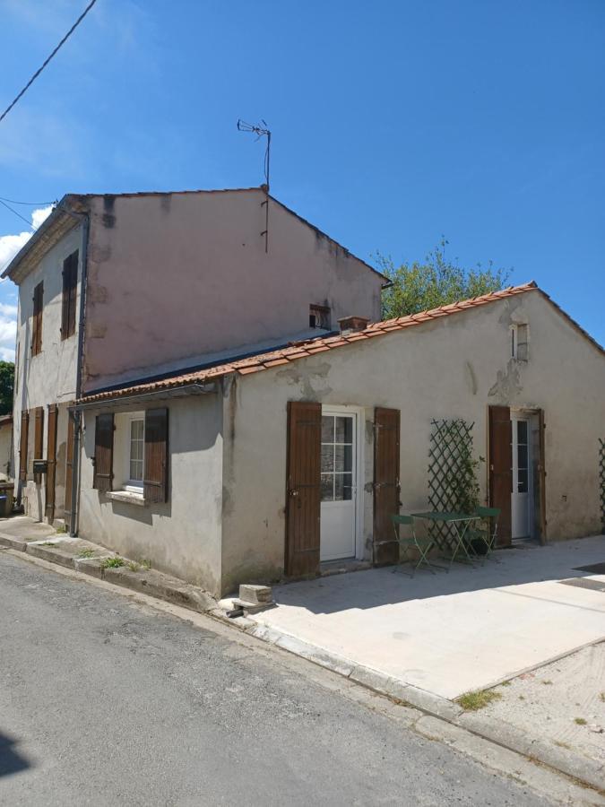 Maison De Village Entre Estuaire Et Ocean Saint-Yzans-de-Médoc Exteriér fotografie